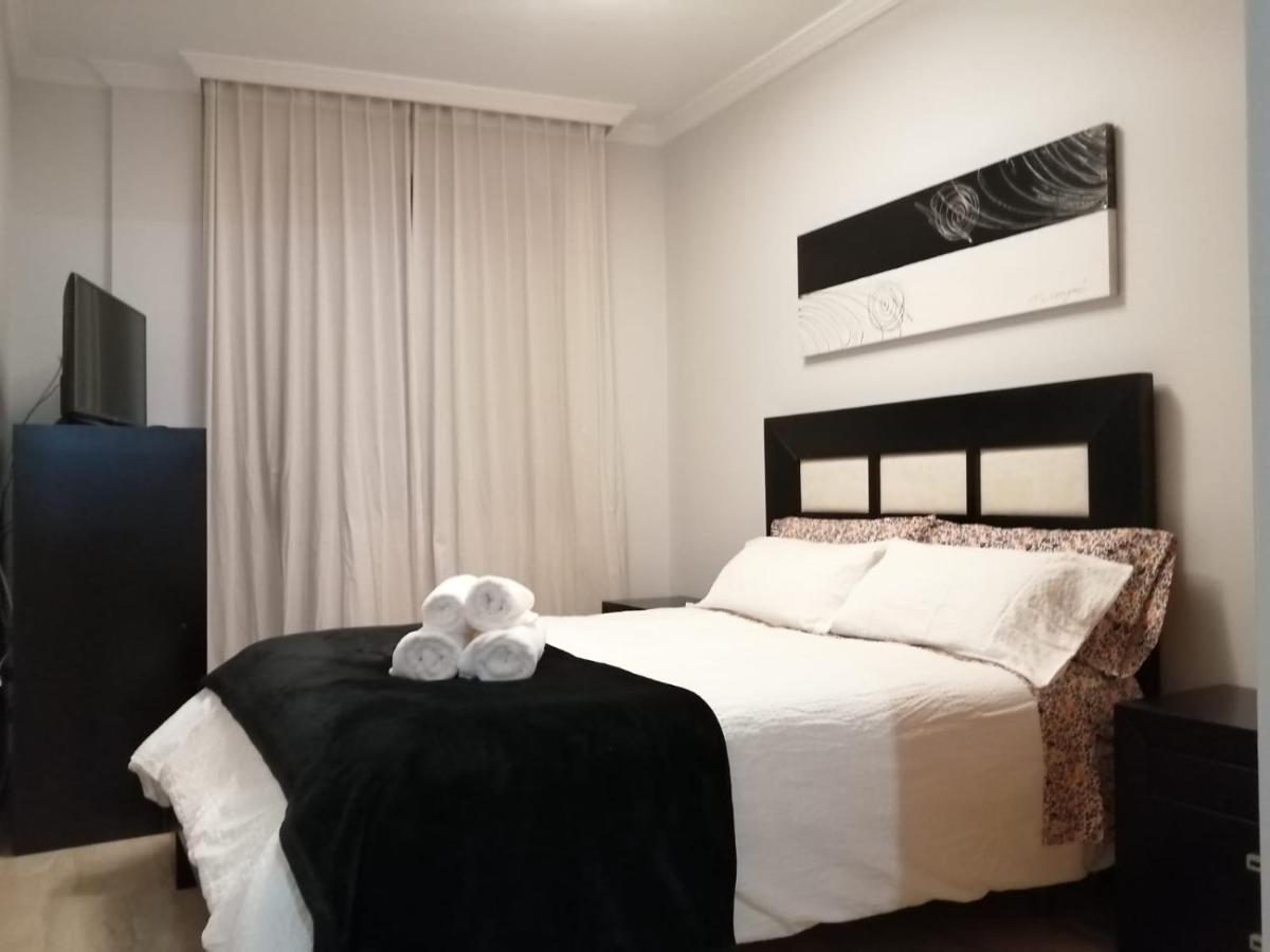 Apartamento La Muralla II Baena Exterior foto